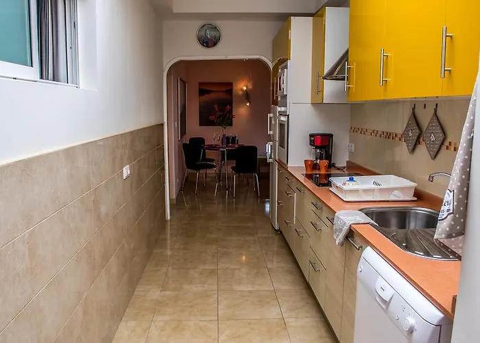 Будинок відпочинку Casa Tirma 13 *