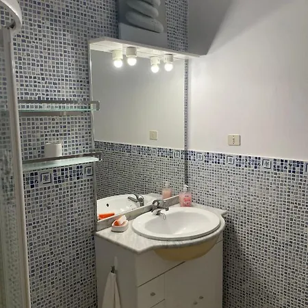 Casa Tirma 13 *