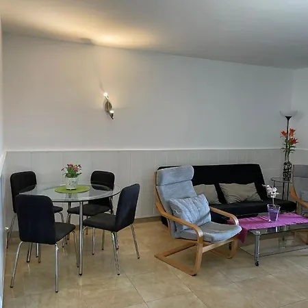 Hébergement de vacances Casa Tirma 13 *