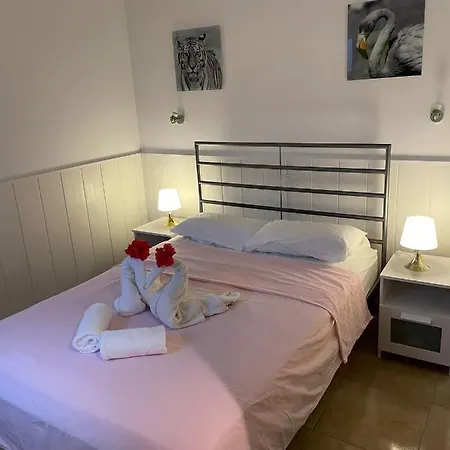 Casa Tirma 13 بلايا ديل إنغلز