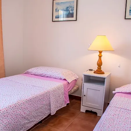 Casa Tirma 13 Casa de Férias
